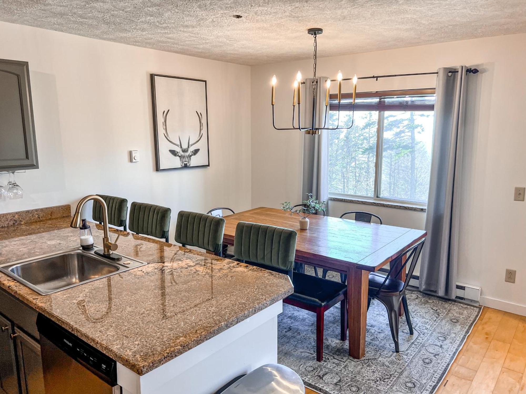 Remodeled Summit Condo At Snowshoe - Modern & Cozy Esterno foto