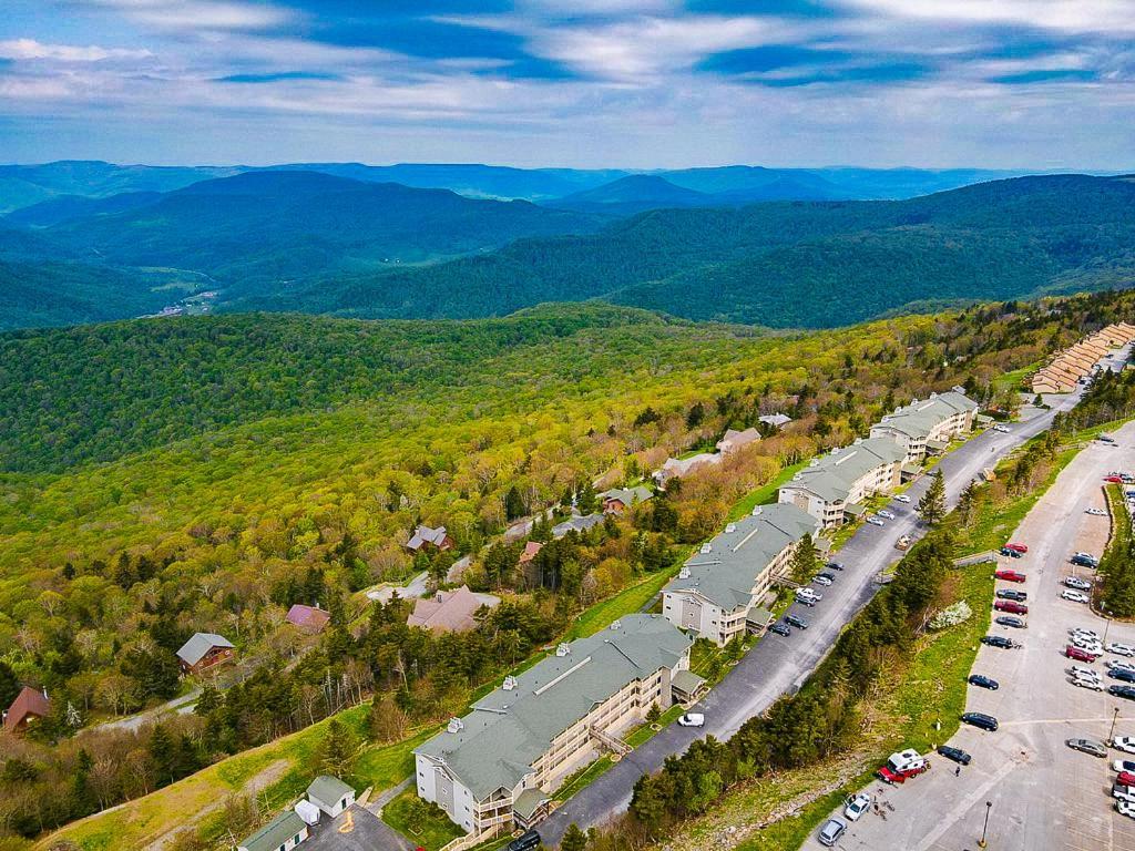 Remodeled Summit Condo At Snowshoe - Modern & Cozy Esterno foto